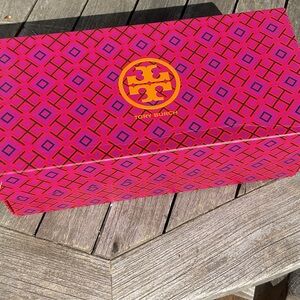 Tory Burch Chelsea Cap Toe Ballet Poppy/Orange Flats w/Gold Signature Logo